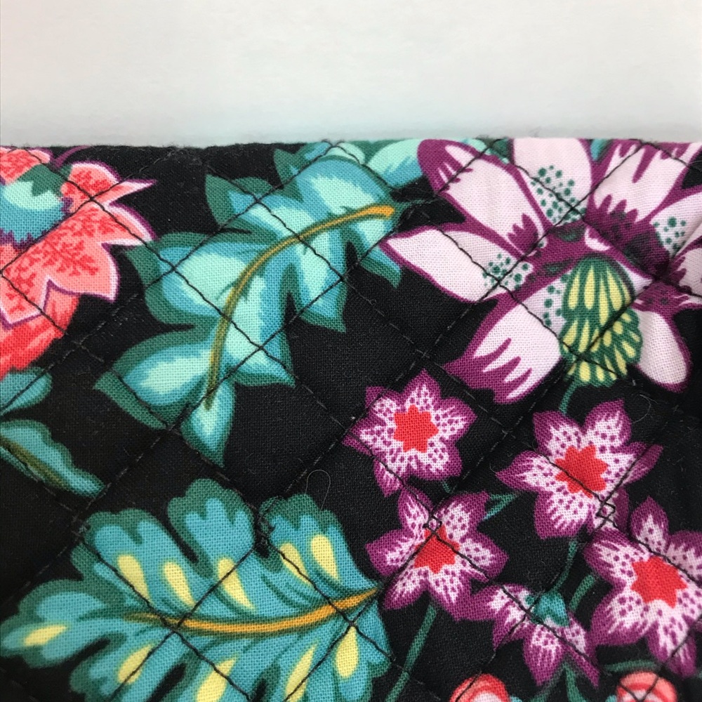 *JUST REDUCED* Vera Bradley Cosmetics Case - Picture 6 of 10